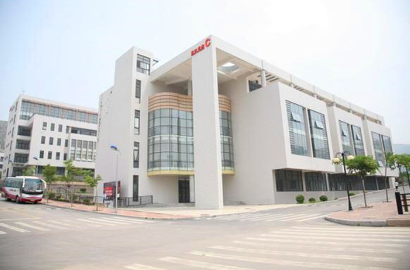 长清大学城：闳约深美是山艺