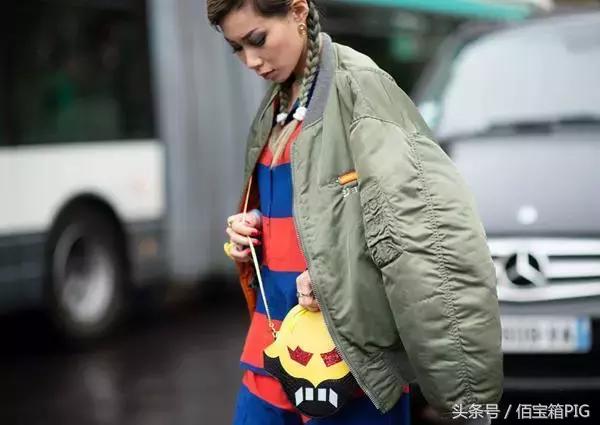 今年最火的包包正品,当下最火的爆款包包