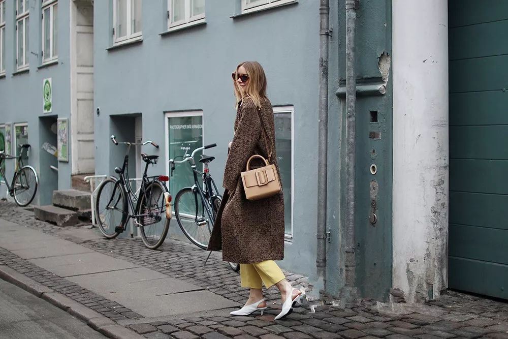 秋冬长筒靴潮搭技巧,秋冬靴子怎么挑