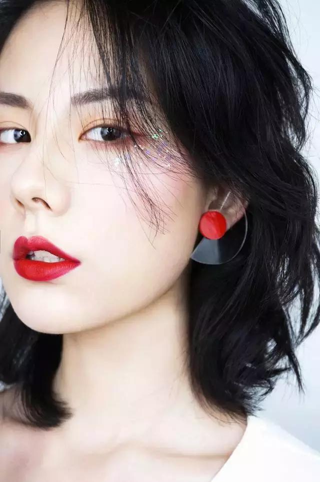 雅诗兰黛口红雪莉同款,雅诗兰黛最新款口红分享