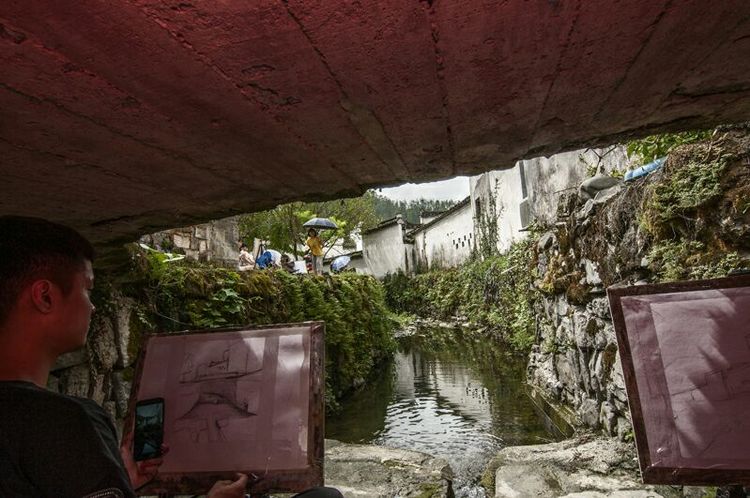 西递附近最著名的景点,西递村美丽的风景