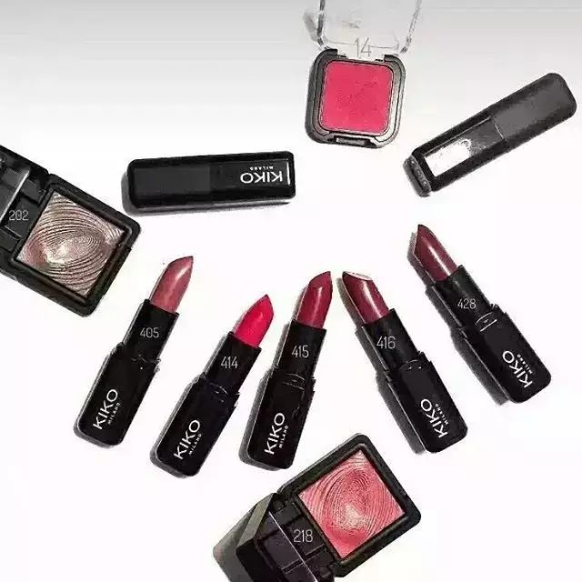 不经常化妆的人该买什么粉底,零化妆基础用什么化妆品