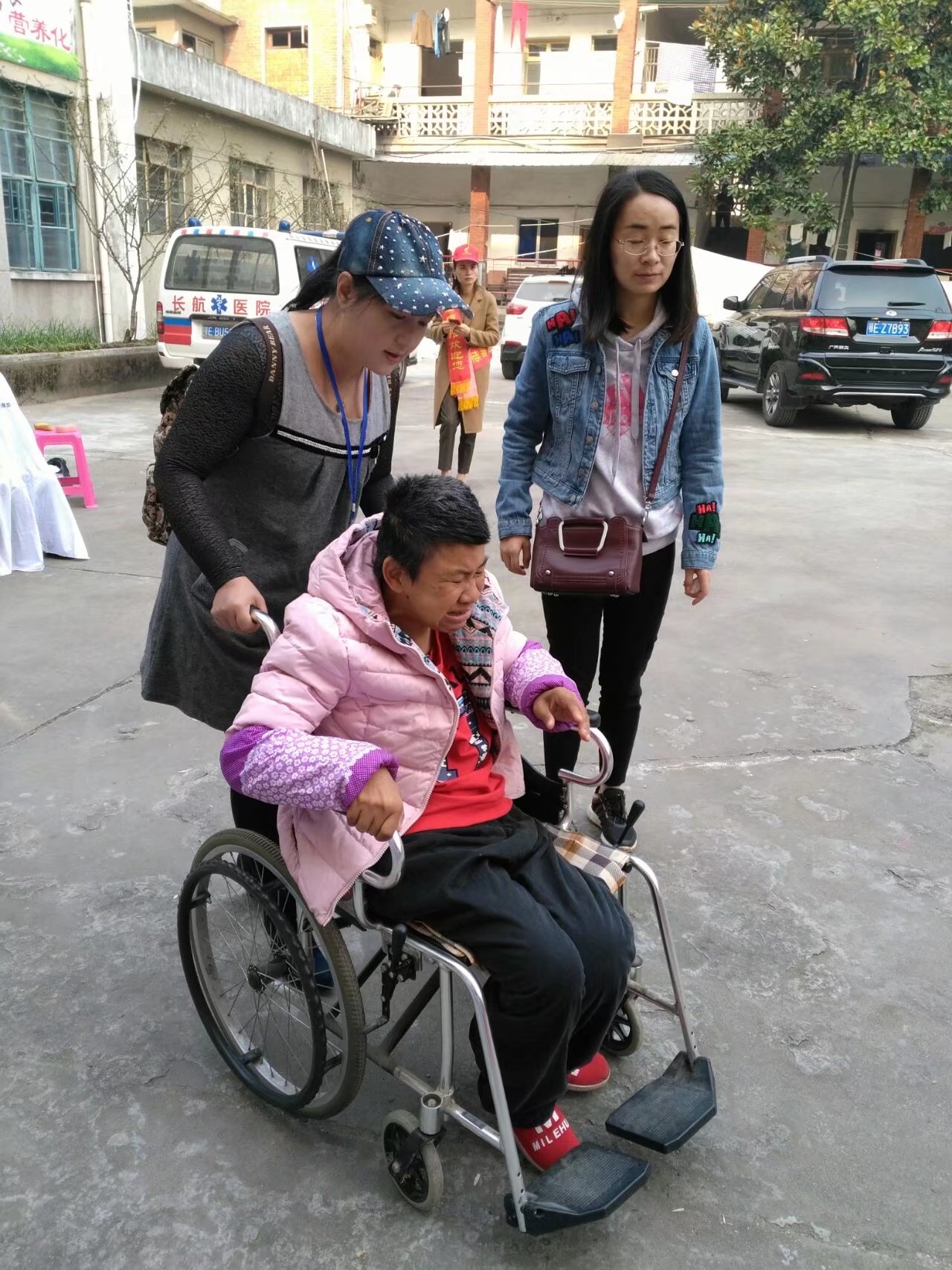 关爱留守老人志愿者,关爱老人传递义工志愿者正能量