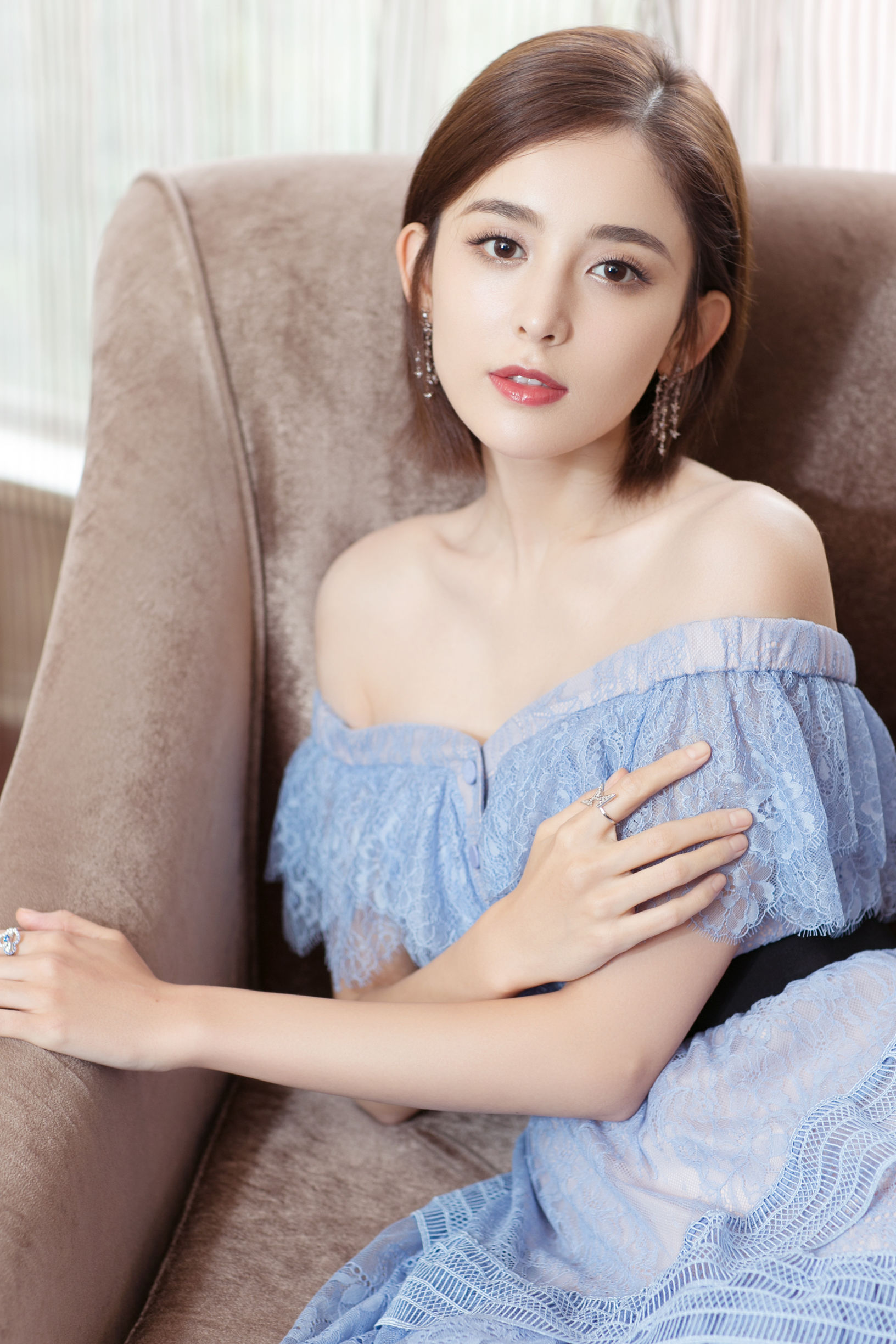 古力娜扎高调晒美照,古力娜扎萌探眼妆