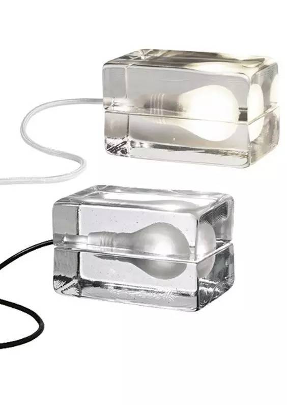 灯具的演变历史图片,中国与国外灯具设计理念对比