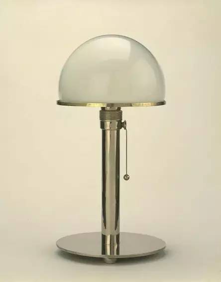 灯具的演变历史图片,中国与国外灯具设计理念对比