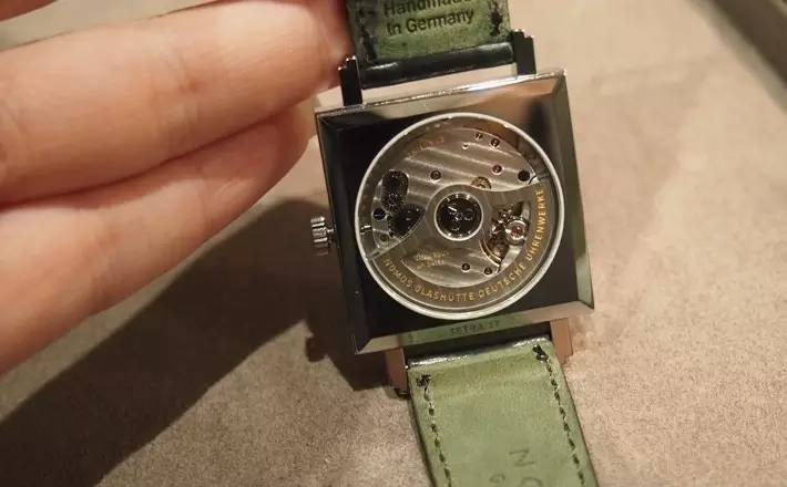 巴塞尔钻石女表,巴塞尔女表经典