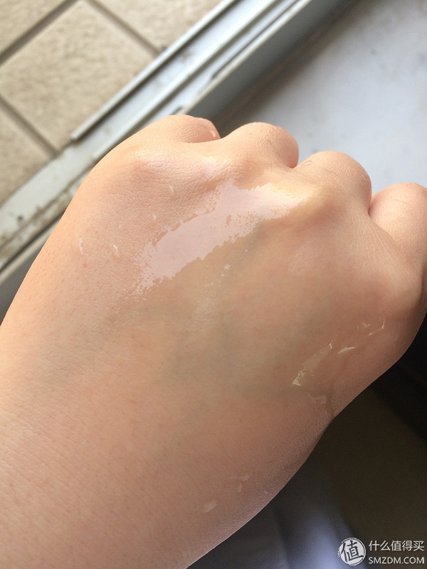 韩束巨补水套装测评,韩束净透淡斑焕白礼盒五件套