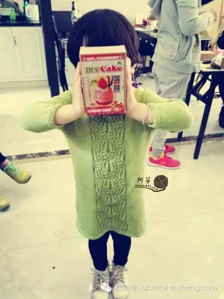 阿芳zhaodflisa花奴翻译——依米七分袖直筒裙萌芽