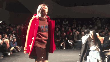 韩国街拍高清时装秀,韩国时装周街拍情侣