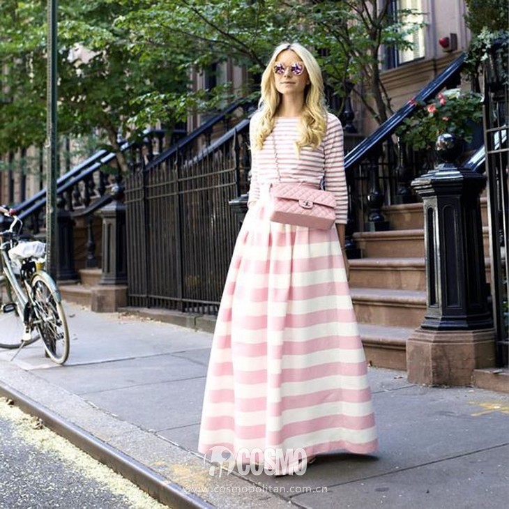 针织开衫怎么样穿更好看,针织开衫穿大点还是小点好看