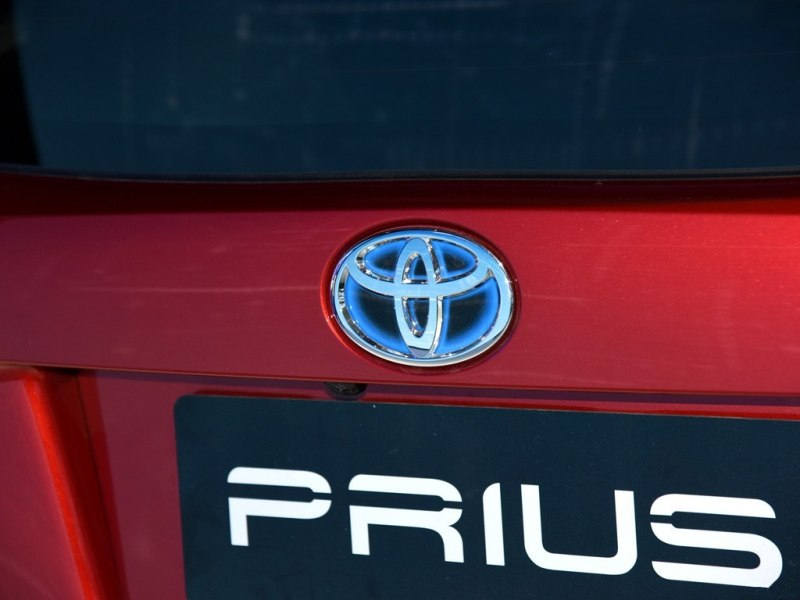 要问性价比多高？欧洲都拿这当优步，已经卖了20多年