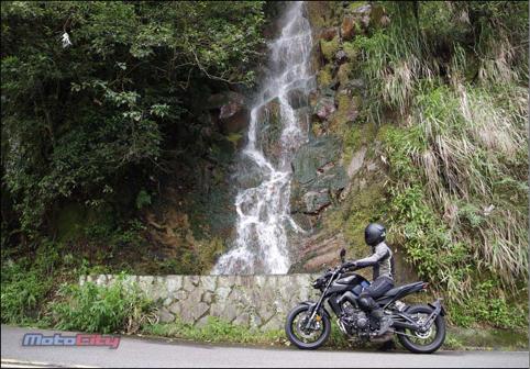 雅马哈扭力大师,雅马哈mt-09试驾