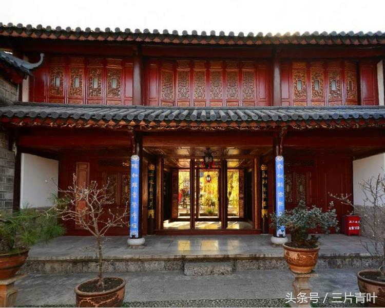 丽江古城木质建筑,紫禁城木府简介
