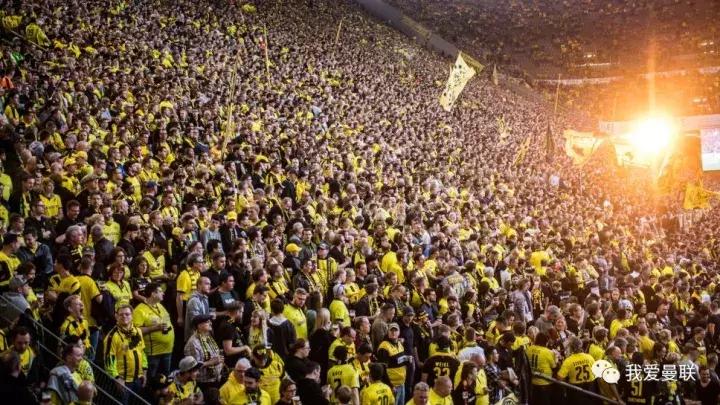 曼联近15场仅输1场状态神勇,场均观看人次一直突破不了1000