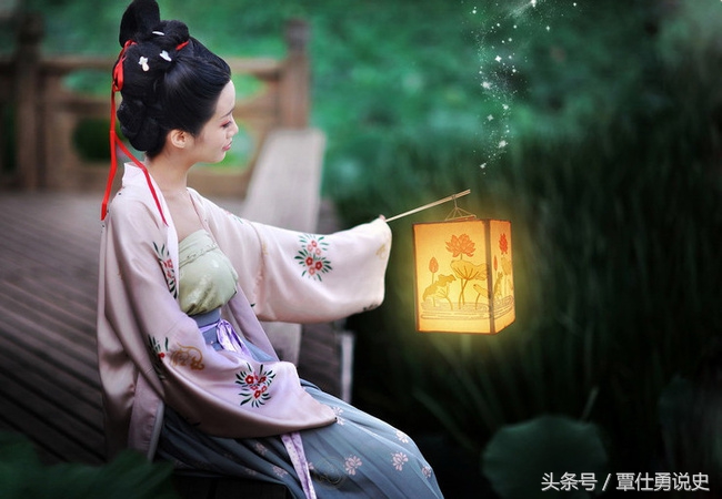 赵明诚弃城而逃李清照什么反应,赵明诚怎样说服父亲娶李清照