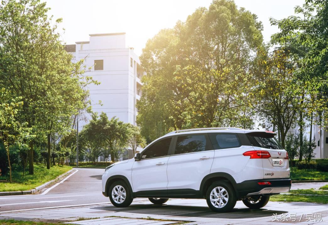 新款宏光s3七座的多少钱一辆,宏光s3和捷途x70哪个好些