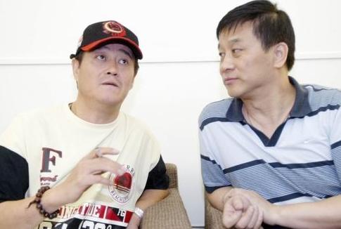 退出足坛的老板有哪些,那些退出足球的老板