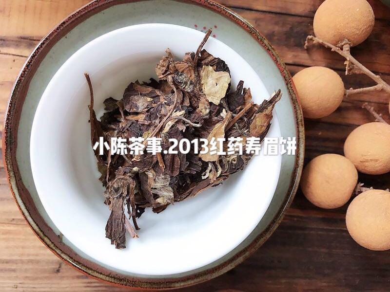 白茶养胃还是普洱养胃,老白茶和什么泡养胃效果最好