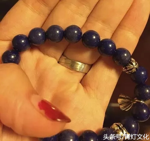 青金石遇酒精褪色是假的吗,青金石会盘掉色吗