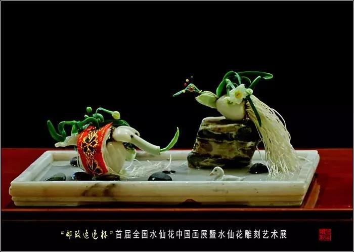 水仙花的造型艺术图片,水仙花的花语传说与诗词鉴赏