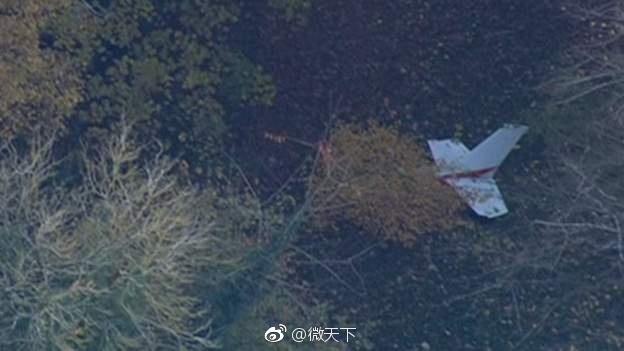 晨看*疆新**│算命结果不好她醉驾撞饭店玻璃；*疆新**成“消费万元户”