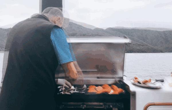 他们有钱,会玩,没有中产焦虑