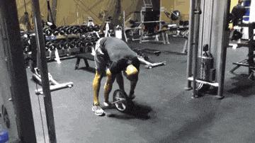 练腹肌用腹肌轮还是其他方式,腹肌轮跪着练能练出腹肌吗