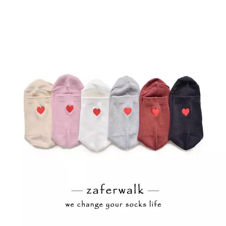 不想露脚踝袜子搭配原则,秋冬不流行露脚踝露袜子才够时髦