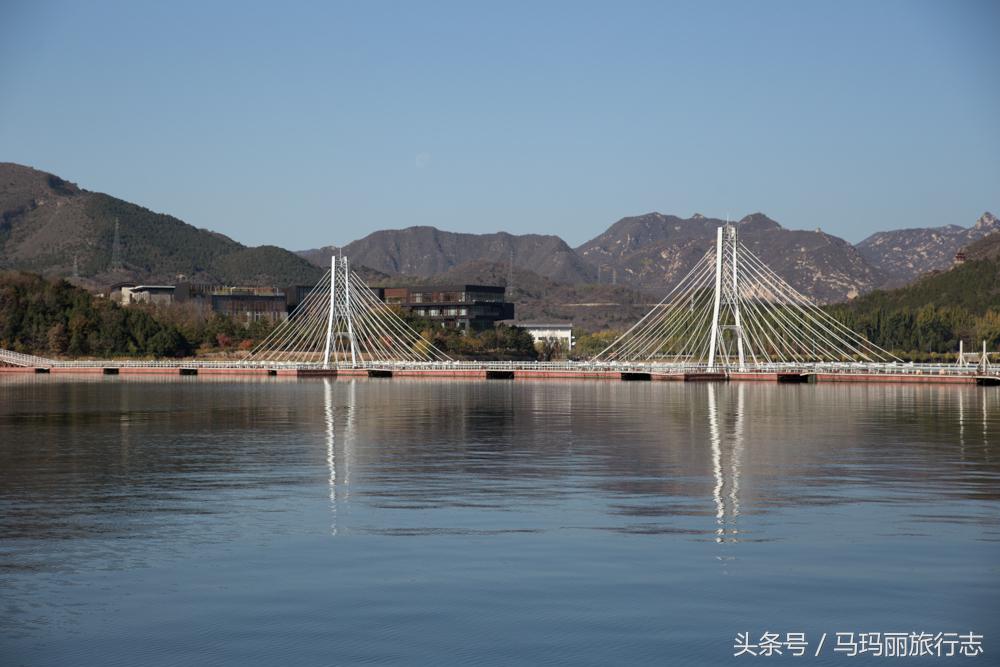 腾龙70-300mm镜头拍月亮环形山,腾龙18-400mm大变焦镜头旅游拍鸟