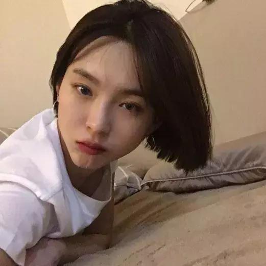 发质粗硬适合什么发型烫发,适合发量多发质粗硬的发型女