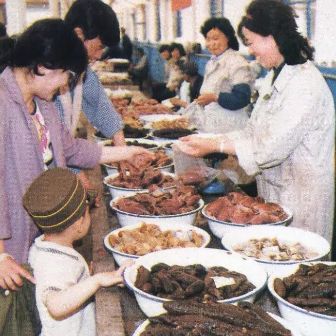 30年前沈阳老照片中街,沈阳市80年代的老照片