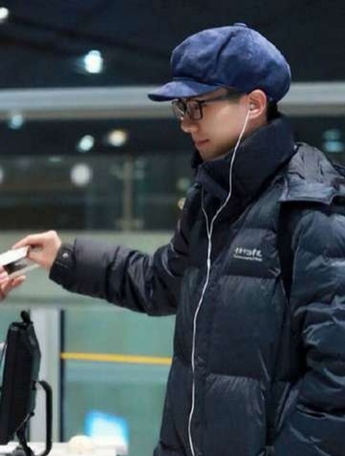 刘昊然校服最新,刘昊然校服上线