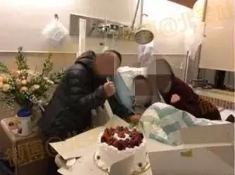 没有头骨的女孩,没有头骨活下来的女孩