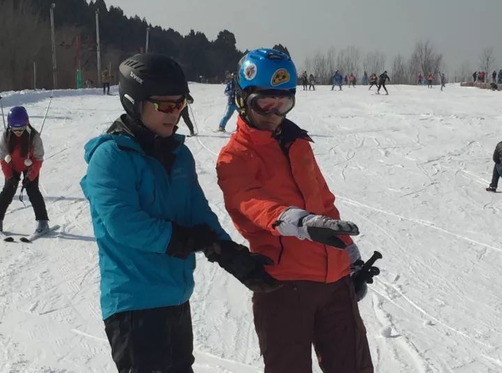 火热预定|跟海盗帮畅滑,雪季不摔跤