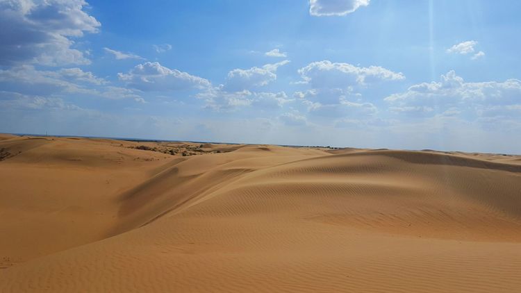 恩格贝沙漠自驾游,走进原始森林房车游记