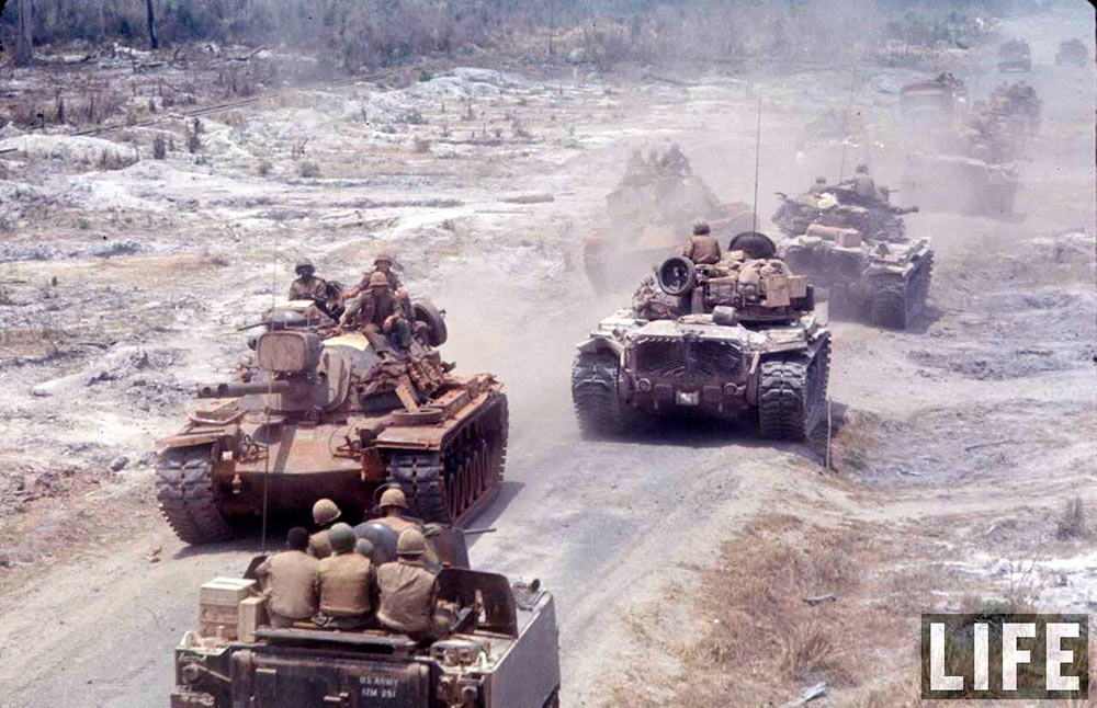 二战中“热血豪胆”的老头看着国家打造坦克军团兴奋不已