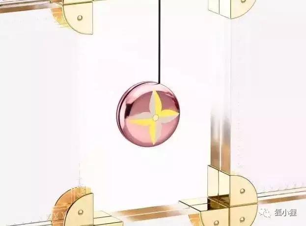 Gucci咸菜、Burberry泡面、范思哲咸鸭蛋到底什么味道