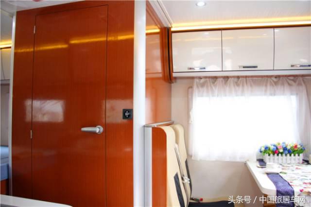 大通v90短轴低顶和大通v80plus,大通v80和大通v80plus的区别