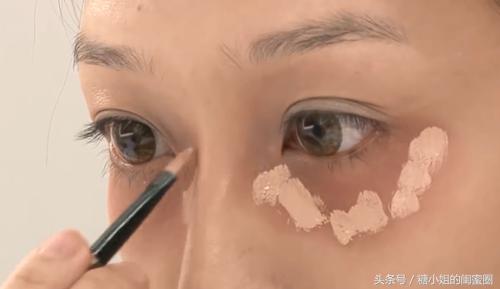 怎样拯救黑眼圈,如何才能拯救我的黑眼圈大眼袋