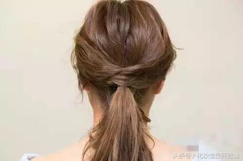 1分钟学会编头发,教你一招编头发慢动作