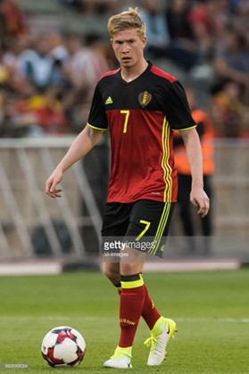 哪款足球鞋质量好不开胶,最适合亚洲脚型的足球鞋推荐