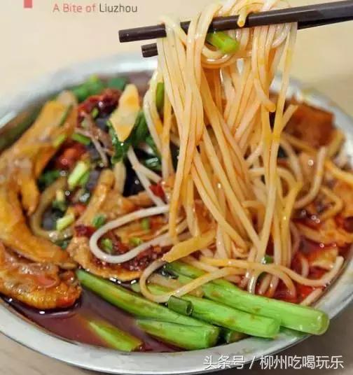 柳州哪里的螺蛳粉最正宗最好吃,柳州最老牌正宗的螺蛳粉