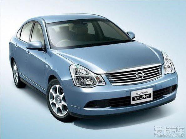 2012年蓝鸟轩逸,蓝鸟轩逸第一代