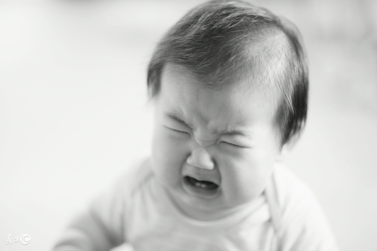 奶睡抱睡就是不睡有妙招,奶睡抱睡如何纠正