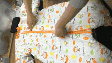 半夜哄孩子入睡,睡觉不老实的宝宝选择什么睡袋