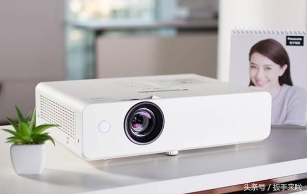 微麦100投影仪故障维修,索尼投影仪维修故障大全