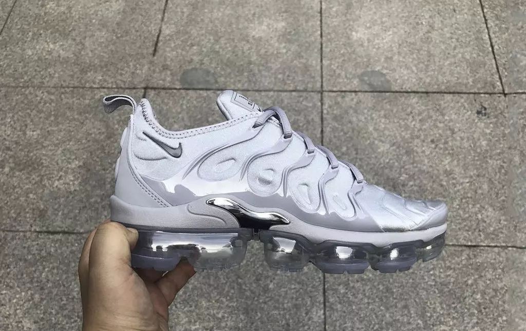 潮鞋速递｜Nike的“空气包”究竟可以玩多久？