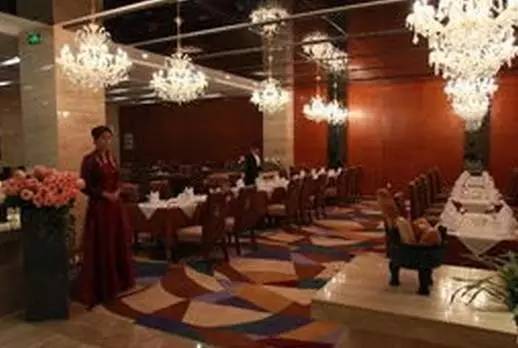 宝鸡穷不穷,宝鸡富不富