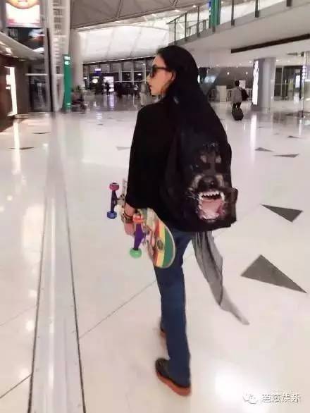 胡歌江疏影分手后的第一次合作,胡歌与江疏影分手后首次同台